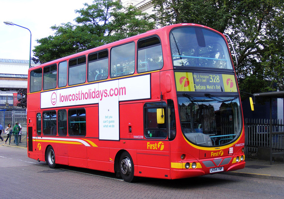 Route 328, First London, VNW32398, LK54FNP, Golders Green