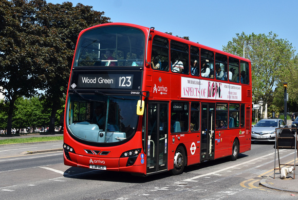 London Bus Routes | Route 123: Ilford - Wood Green | Route 123, Arriva ...