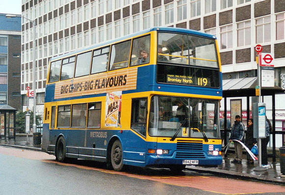 Route 119, Metrobus 842, R842MFR, Croydon