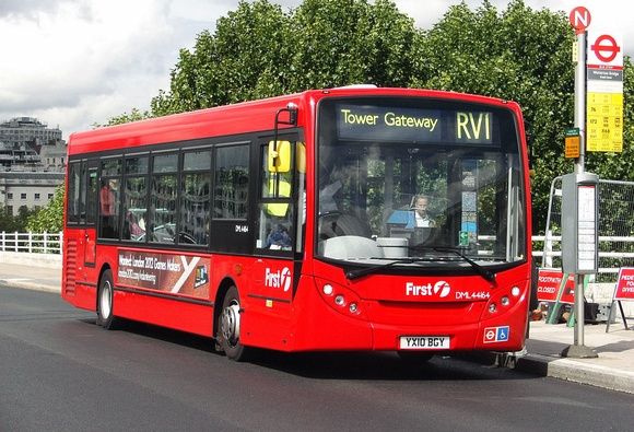 Route RV1, First London, DML44164, YX10BGY, Waterloo Bridge
