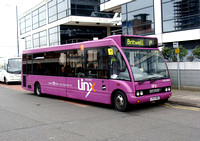 Route 1B, First Berkshire 53054, LK53MDE, Slough