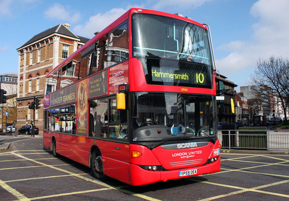 Route 10, London United RATP, SP142, YP59OEA, Hammersmith