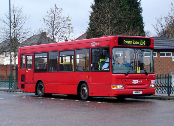 Route B14, Metrobus 251, SN54GPV, Bexleyheath