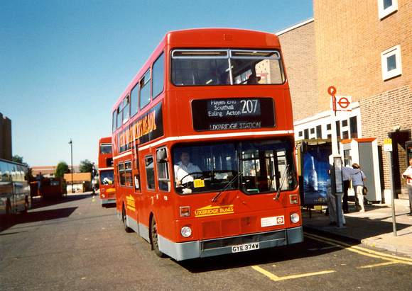 Route 207, Uxbridge Buses, M374, GYE374W