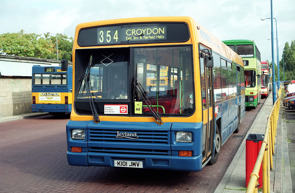 Route 354 Metrobus, K101JMV, Bromley Bus Station