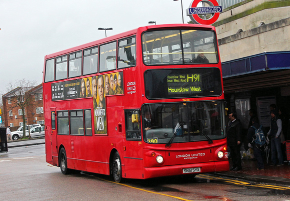 Route H91, London United RATP, TA218, SN51SYX, Hounslow West