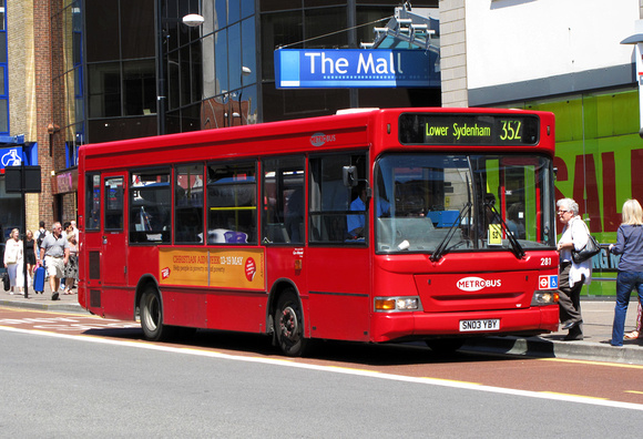 Route 352, Metrobus 281, SN03YBY, Bromley