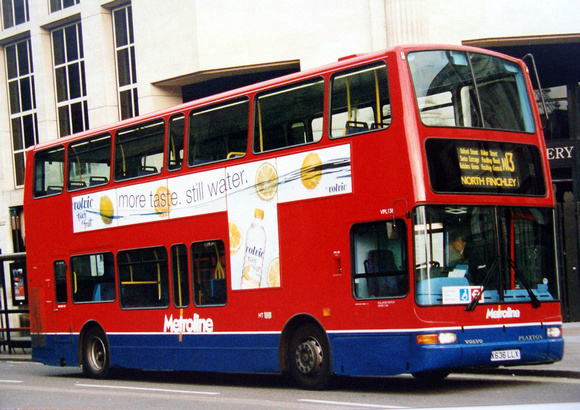 Route N13, Metroline, VPL136, X636LLX, Trafalgar Square