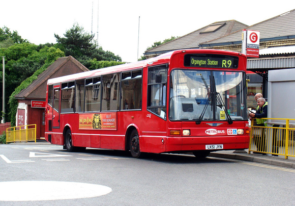 Route R9, Metrobus 382, LK51JYN, Orpington