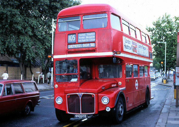 Route 105, London Transport, RM1643, 643DYE, White City