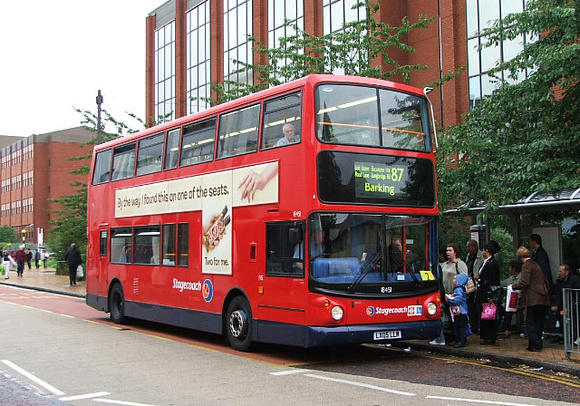 Route 87, Stagecoach London 18451, LX05LLM, Romford