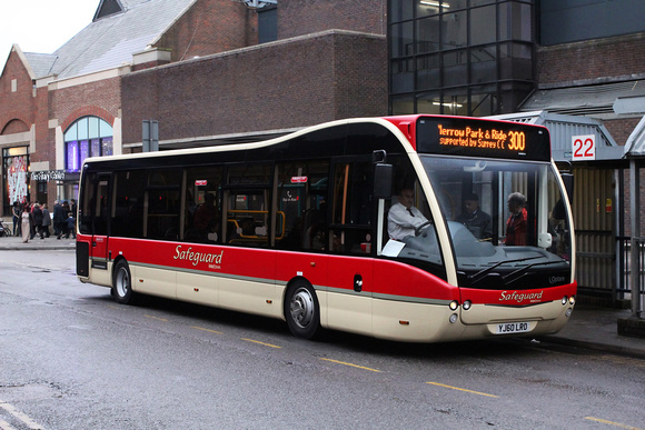 Route 300, Safeguard Bus, YJ60LRO, Guildford