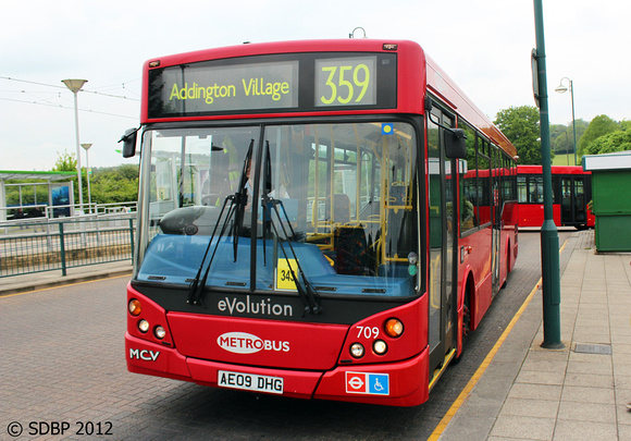 Route 359, Metrobus 709, AE09DHG, Addington Village