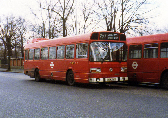 Route 227, London Transport, LS356, BYW356V, Crystal Palace