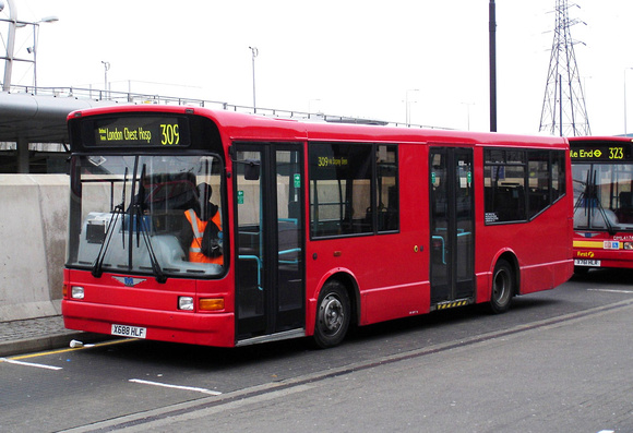 Route 309, First London, DM41688, X688HLF, Canning Town