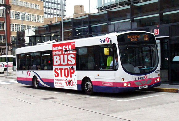 Route 100, First Manchester 69208, MX06VPJ, Manchester