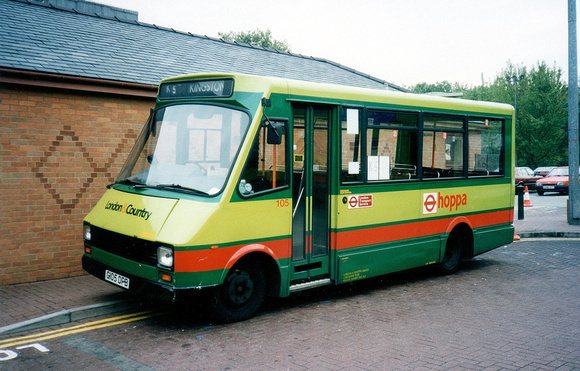 Route K5, London & Country 105, G105DPB, Kingston