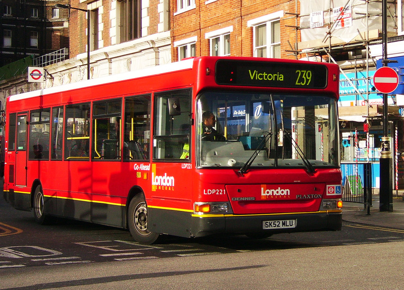 London Bus Routes | Route 239: Clapham Junction - Victoria [Withdrawn]