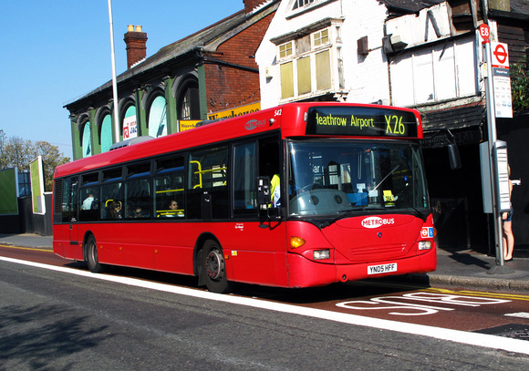 Route X26, Metrobus 542, YN05HFF, Croydon
