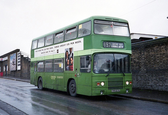 Route 197, London Country, LR27, TPD127X, Norwood Junction