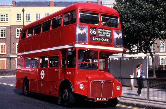 Route 86, London Transport, RM715, WLT715, Bromley By Bow