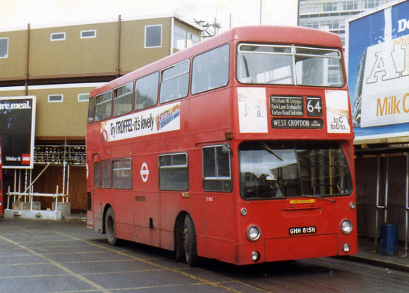Route 64, London Transport, D1815, GHM815N, Croydon