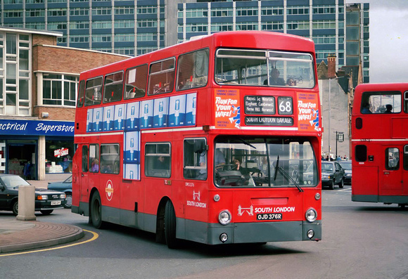 Route 68, South London Buses, DMS2376, OJD376R, Croydon