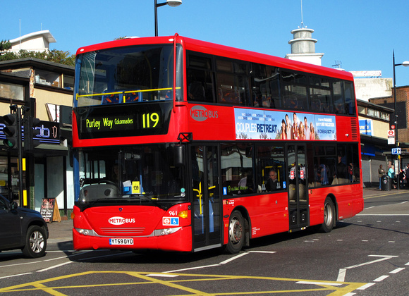 Route 119, Metrobus 961, YT59DYD, Bromley