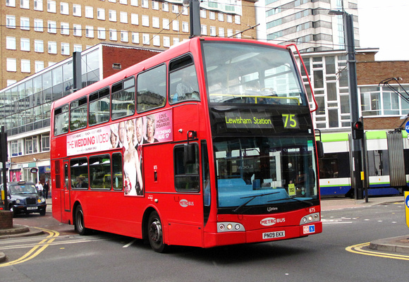 Route 75, Metrobus 875, PN09EKX, Croydon