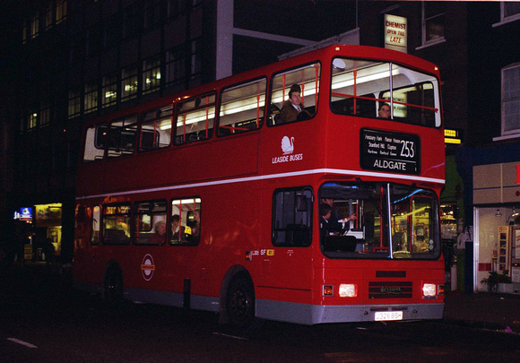 Route 253, Leaside Buses, L326, J326BSH, Camden Town