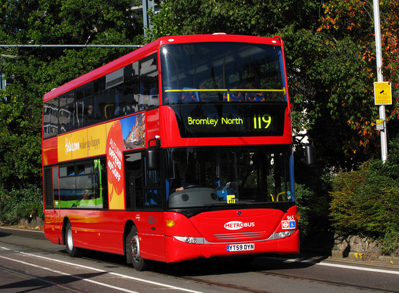 Route 119, Metrobus 965, YT59DYN, Croydon
