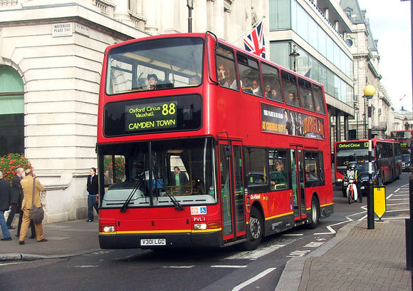 Route 88, London General, PVL1, V301LGC, Pall Mall