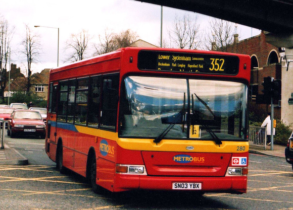 Route 352, Metrobus 280, SN03YBX, Bromley