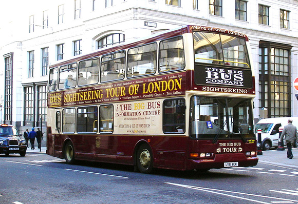 Big Bus Tours, DA3, LV51YCM, Ludgate Hill