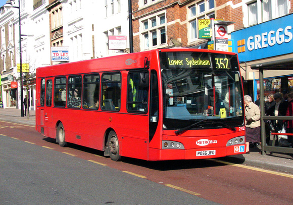 Route 352, Metrobus 232, PO56JFG, Bromley