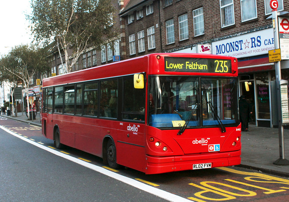 Route 235, Abellio London 8462, RL02FVM, Hounslow Bus Station