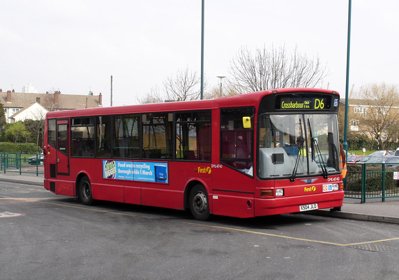 Route D6, First London, DML41740, X504JLD, Crossharbour