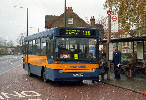 Route 138, Metrobus 702, J702EMX, Bromley North