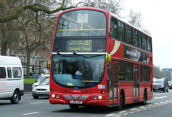 Route 137, Arriva London, DW65, LJ04LDF, Mable Arch