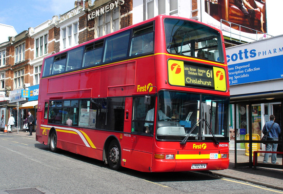 Route 61, First London, VN32106, LT02ZCV, Bromley