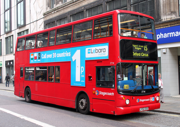 Route 15, Stagecoach London 17741, LY52ZDZ, The Strand