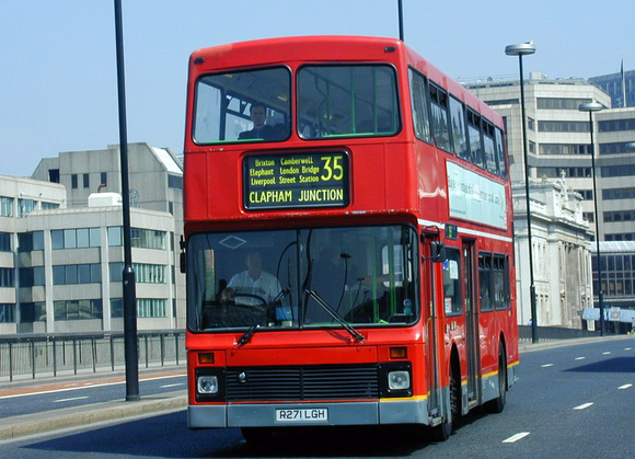 Route 35, London Central, NV71, R271LGH, London Bridge