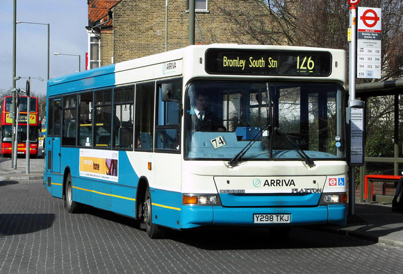 Route 126, Arriva Kent Thameside 3298, Y298TKJ, Bromley