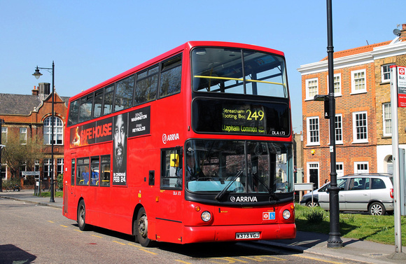 Route 249, Arriva London, DLA173, W373VGJ, Clapham