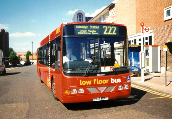Route 222, Uxbridge Buses, LLW15, ODZ8915