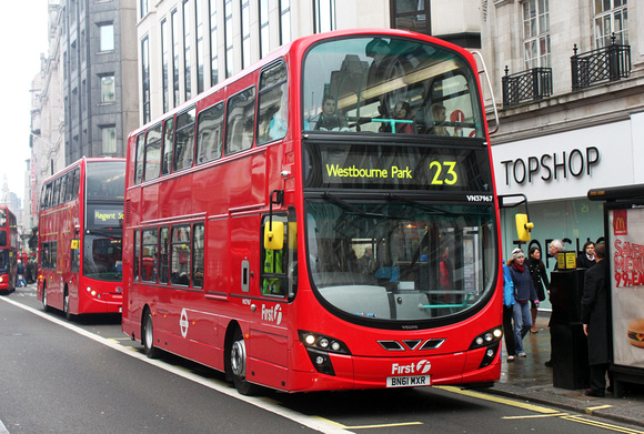 Route 23, First London, VN37967, BN61MXR, The Strand