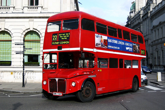 Route 22, London General, RML2736, SMK736F, Pall Mall