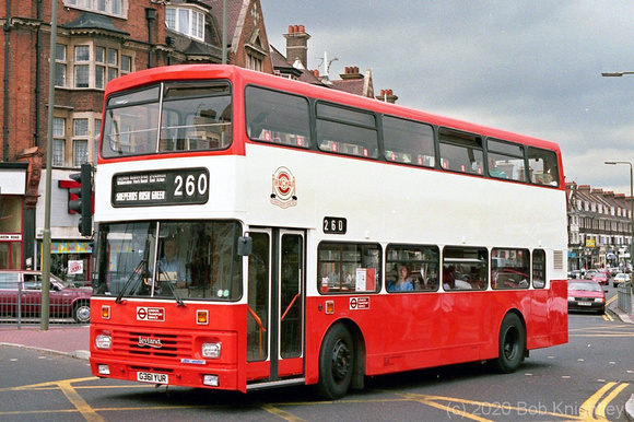 Route 260, Armchair, G361YUR, Golders Green