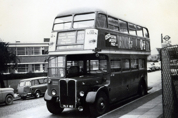 Route 180, London Transport, RT365, HLX182