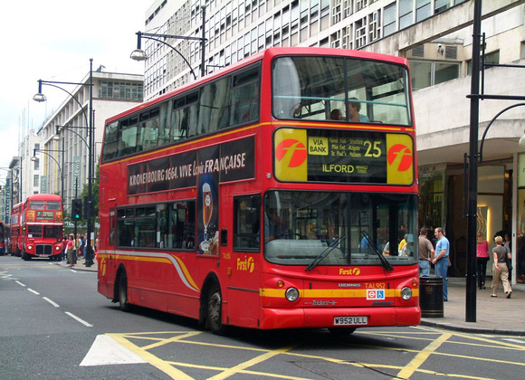 Route 25, First London, TAL952, W952ULL, Oxford Street